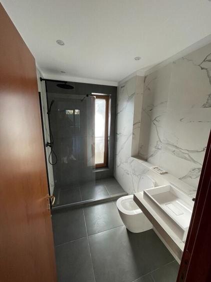 VANZARE 3 CAMERE FLOREASCA LAC - 8