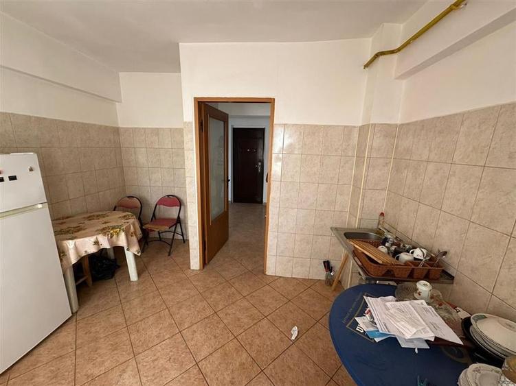 Apartament 2 camere, 60mp + garaj proprietate, etaj 4 cu acoperis - 1