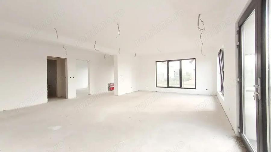 Casa noua spa?ioasa cu teren mare - 4