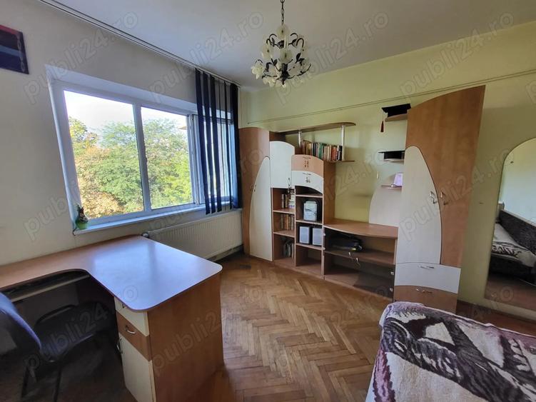 Apartament cu 3 camere de vanzare in zona Mazepa 1, Gala?i - 2