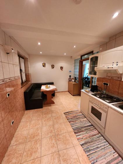 Casa noua cu etaj la Unteni - 4