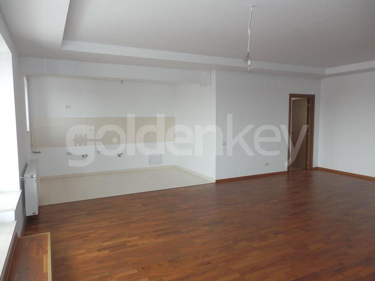 Apartament tip penthouse cu 3 camere | vedere panoramica | 190mpc - 4