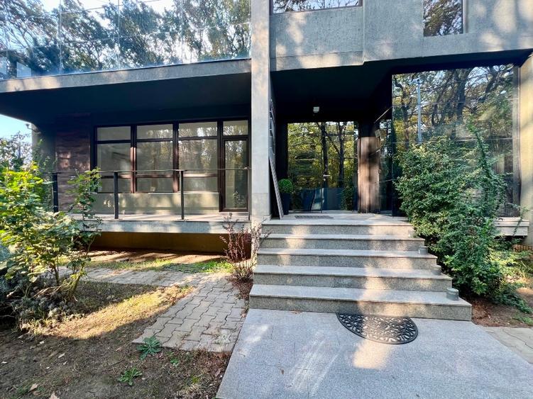 INCHIRIERE SPATIU DE BIROU // BANEASA- ALEEA TEISANI - 14