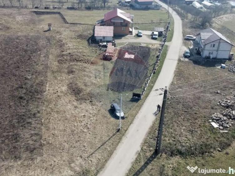 Teren intravilan Aghiresu-Fabrici comuna Aghiresu toate u... - 4