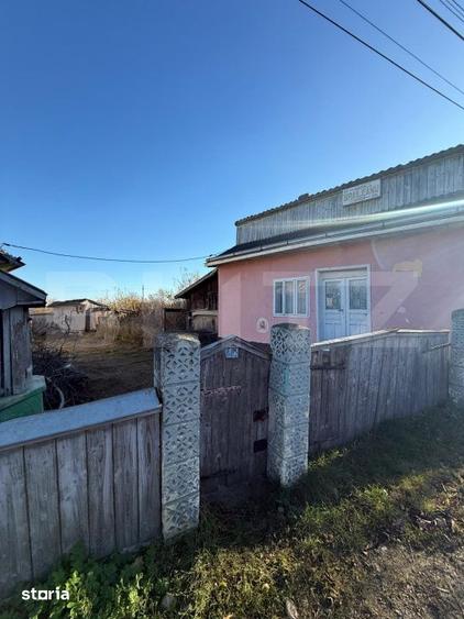 Casă cu 3 camere cu Teren 4900 Mp în Udești