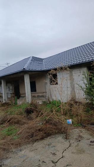 Casa de vanzare botoroaga teleorman centru 30000e negociabil aproape de bucuresti - 12