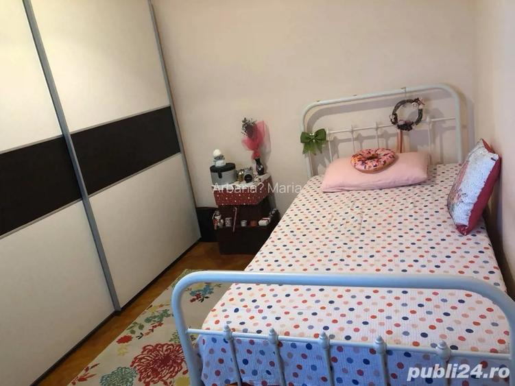 Propietar- vand apartament cu 2 camere in zona ?agului Propietar- vand apartament cu 2 camere in zona ?agului