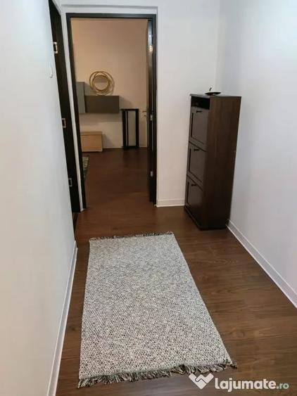Apartament cu 2 camere decomandat în Drumul Taberei