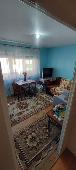 Apartament cu 3 camere decomandat în Micro 16