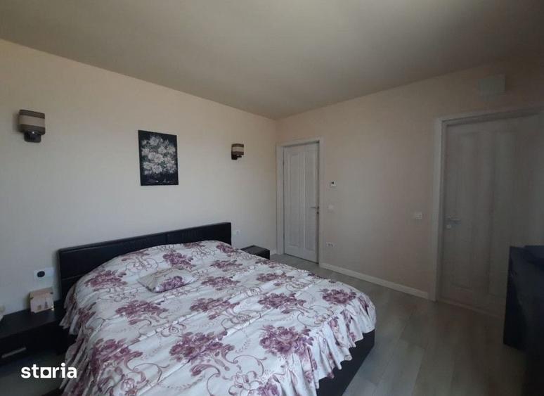 Casă cu 5 camere cu Teren 3001 Mp în Central