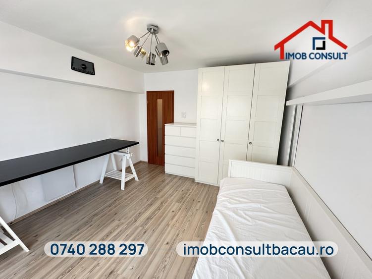 Apartament cu 2 camere decomandat în Banca Națională