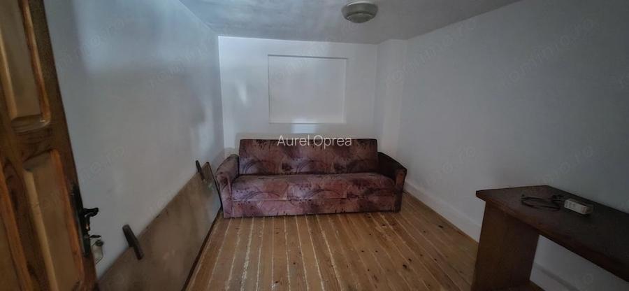 Casa 5 camere, zona centrala, strada lini?tita Calara?i