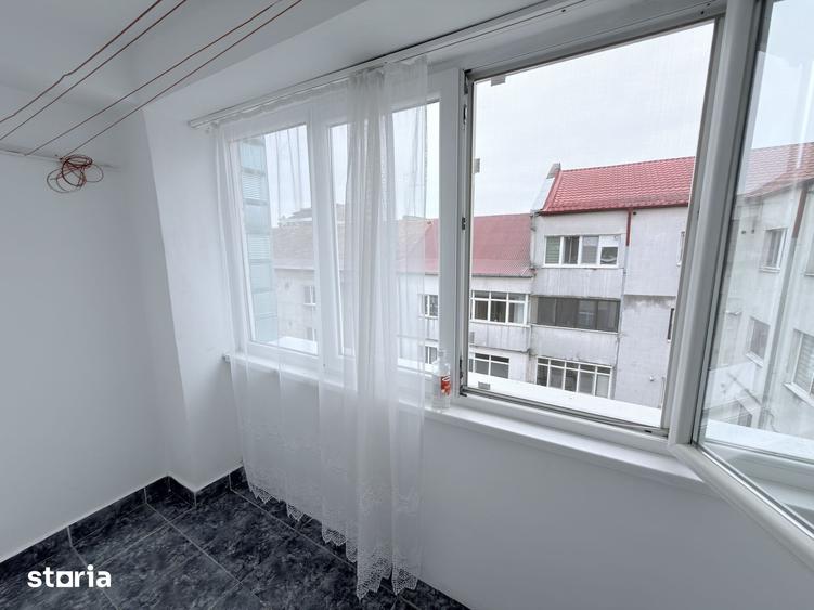 Apartament cu 4 camere în Ultracentral