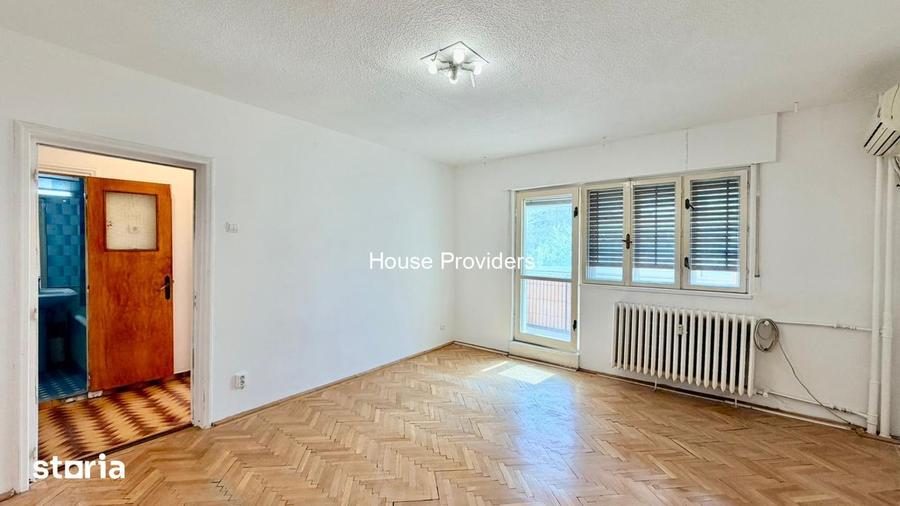 Apartament cu 4 camere decomandat în 13 Septembrie