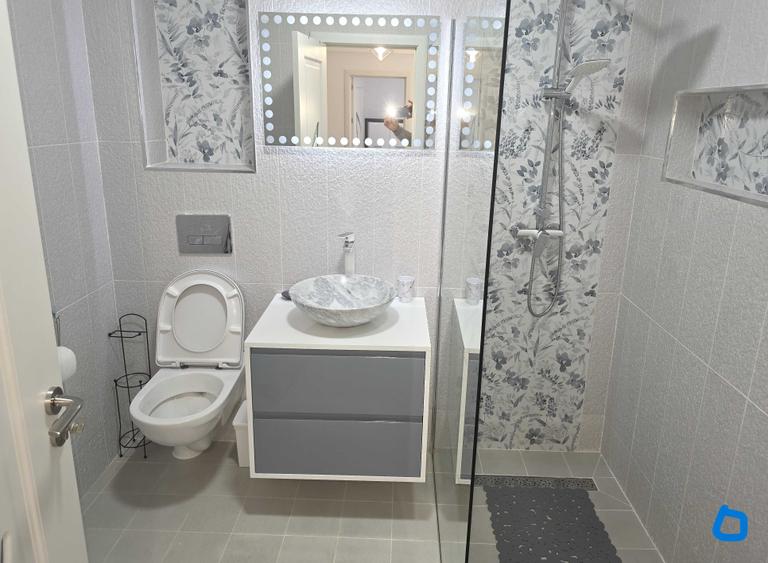 Apartament cu 2 camere decomandat în Găvana