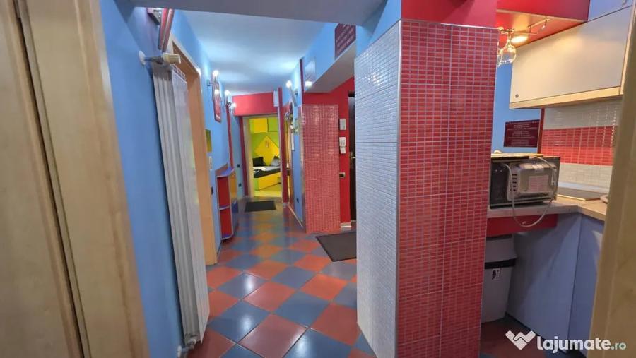 Apartament cu 4 camere decomandat în Complex Studențesc