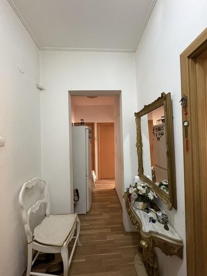 Apartament cu 2 camere decomandat în Brâncoveanu