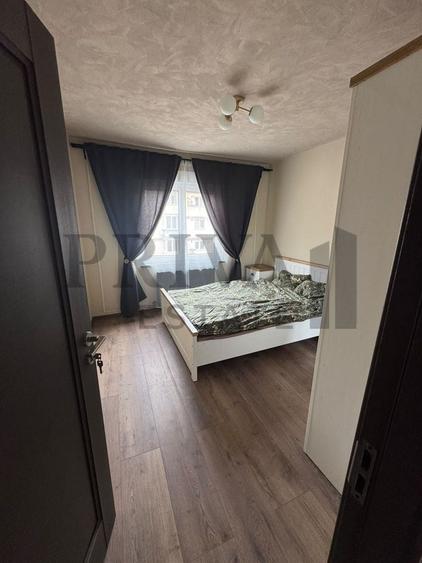 Apartament cu 3 camere, mobilat în Complex Studențesc