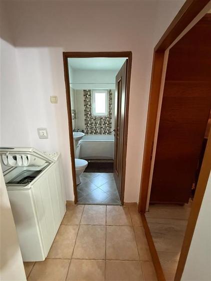 Apartament cu 2 camere semidecomandat, mobilat în Gară