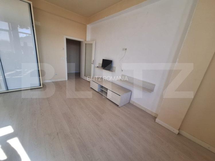 Apartament 2 camere,58 mp,decomandat , zona Calea Bogdanestilor Apartament 2 camere,58 mp,decomandat , zona Calea Bogdanestilor