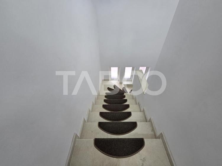 Casa individuala de vanzare teren 852 mp 5 camere 2 bai Selimbar Sibiu - 18