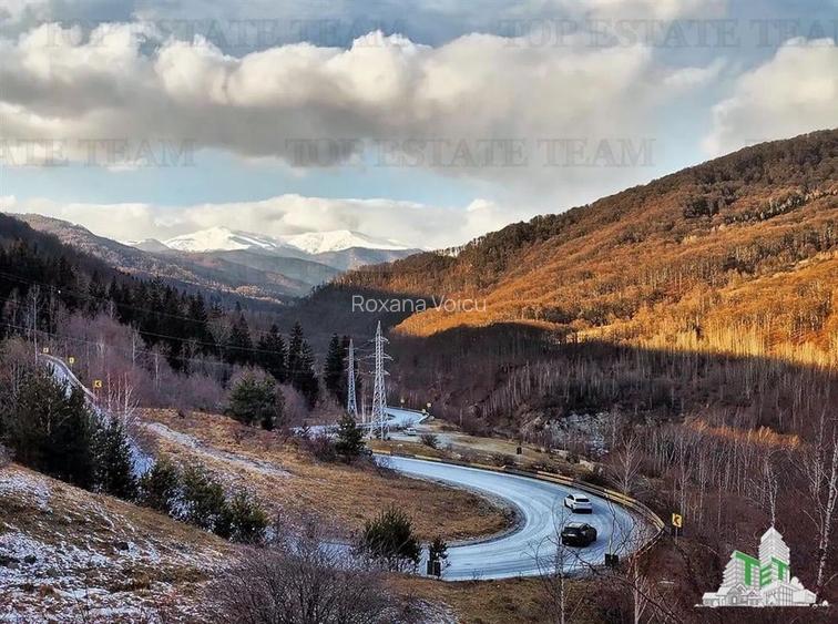 Teren de vanzare pe DN1 A / Maneciu / Prahova Teren de vanzare pe DN1 A / Maneciu / Prahova