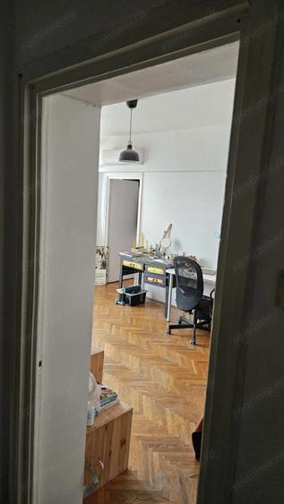 Vand apartament cu 2 camere ultracentral Bulevard Magheru, sector 1 - 9