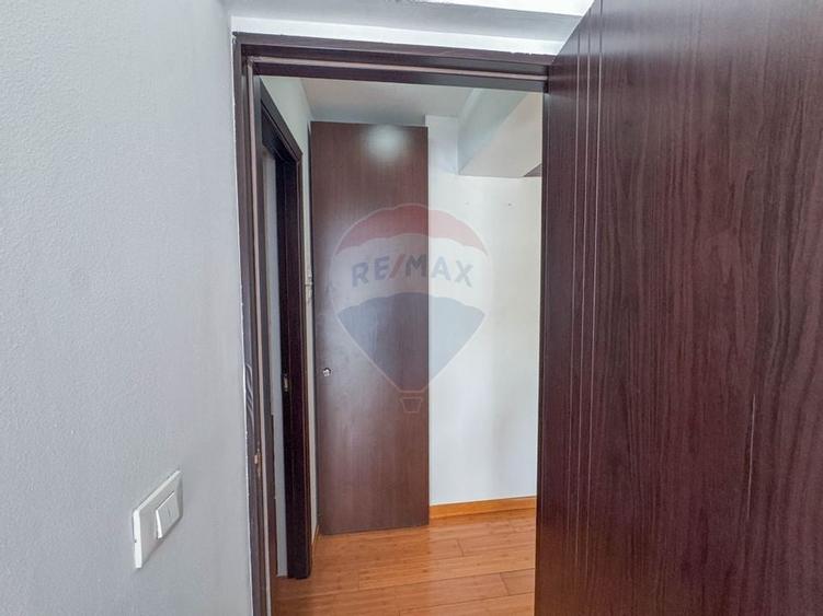 De inchiriat – Apartament elegant cu 3 camere,  Zona Piata Rosetti - 14