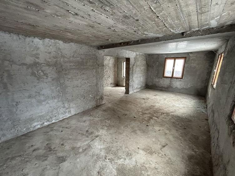 Vand Casa + teren zona cu vedere spectaculoasa - 6