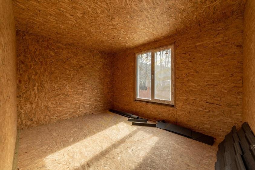 Casa moderna cu 5 camere intr-o zona linistita de deal - 4