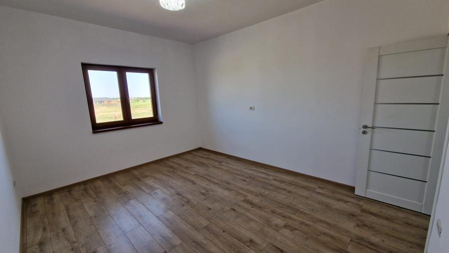 De vanzare 1/2 Duplex Sacalaz - 16