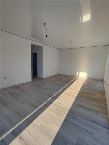 Casa individuala Tarlungeni, cartier Izvor, Brasov - 10