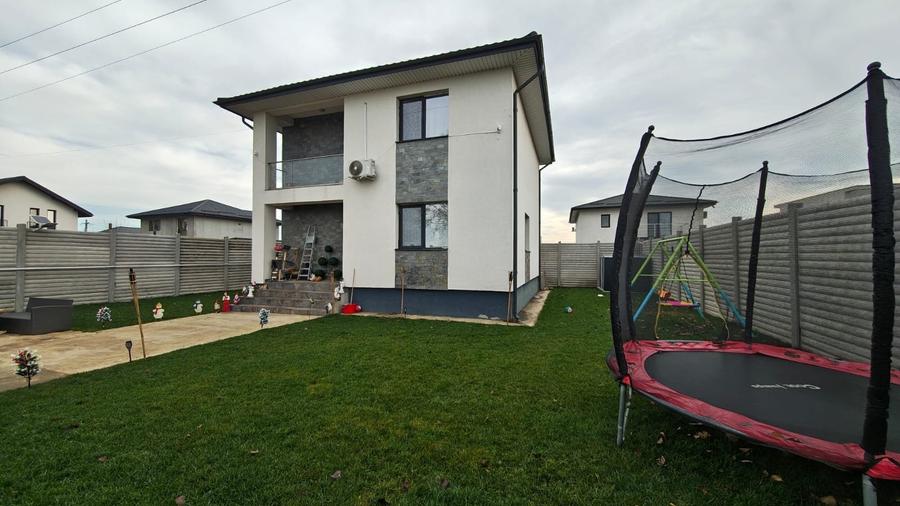 Vila Individuala  -  mobilata/utilata  -  4 camere  -  120 mp utili - 3