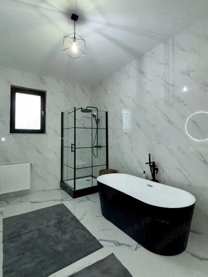 Cabana de lux ,cu priveli?te deosebita - 2