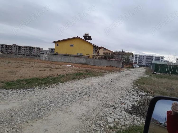 Teren de 400 mp, în Central