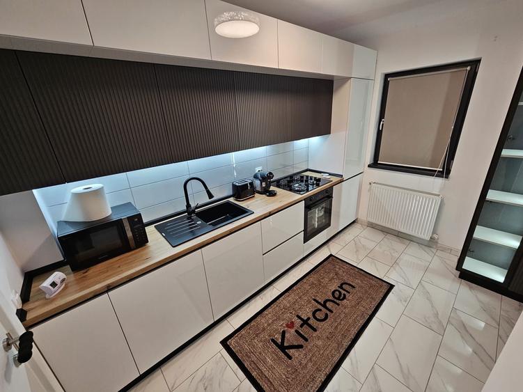 Apartament 3 Camere-Maia Teilor-et 2-Lux - 1