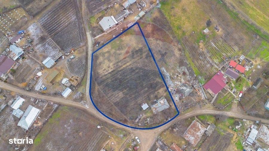 Teren 2,889mp Comarna 0% Comision - 5