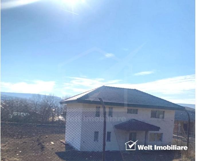 Casa in Baciu,  zona rezidentiala, teren 600 mp - 1