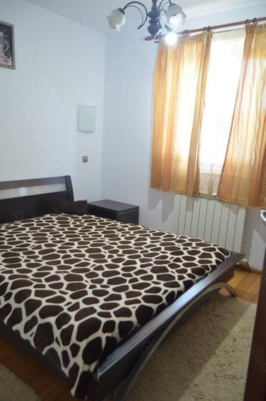 Apartament cu 2 camere decomandat în Predeal