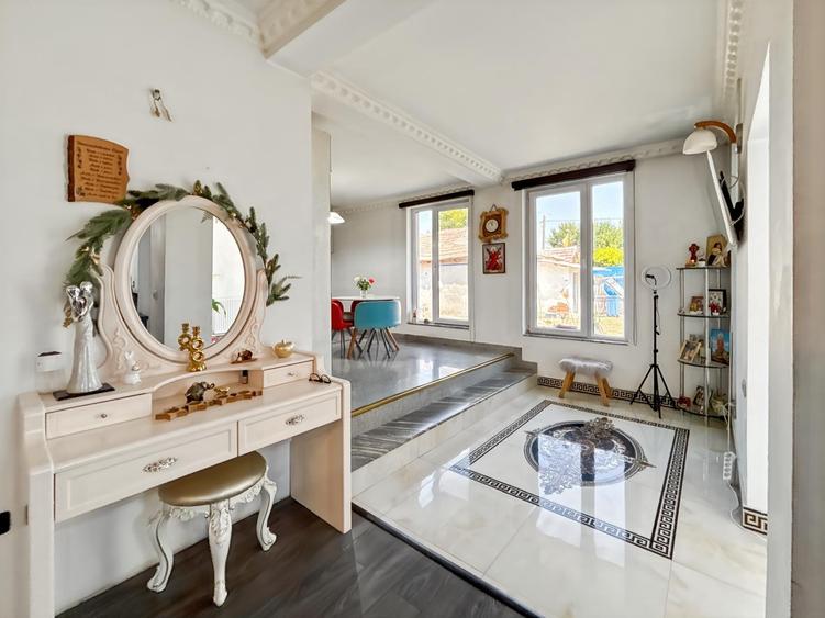 Vilă P+M | Valu lui Traian | 268 mp | Teren 500 sau 1044 mp - 1