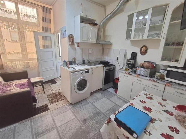 Garsoniera zona Ultracentrala - 2