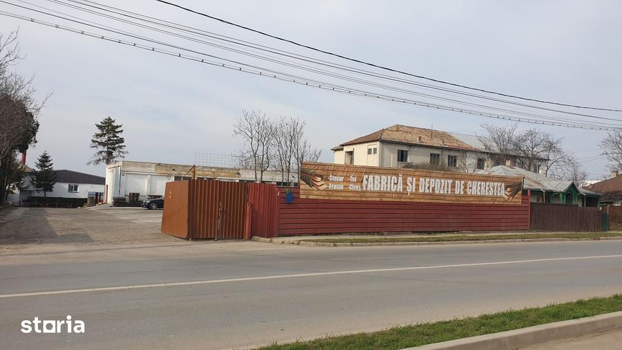 Spațiu comercial, de 6,000 mp, în Central