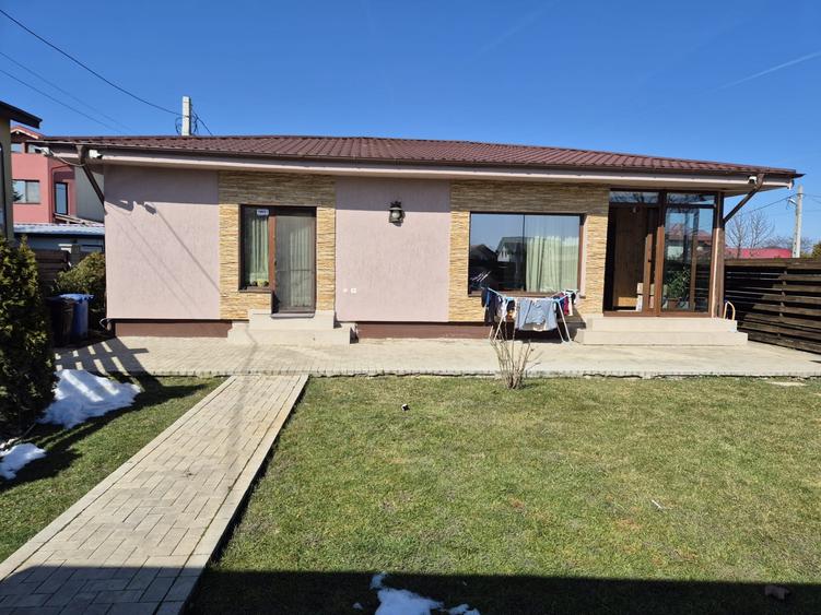 Casa Darza, carport, curte cocheta, utilata si mobilata - 1