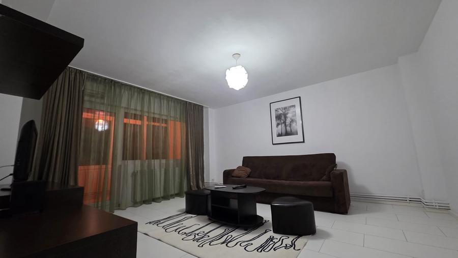 Apartament 3 camere - ULTRACENTRAL - 1