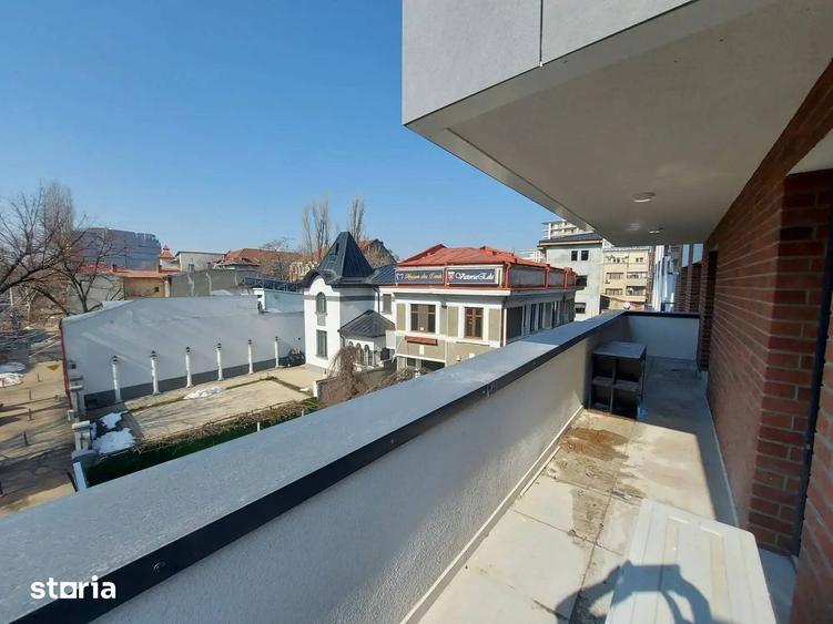 Apartament 3 camere superb Carol-Pache/nou, lux/5min metrou/Comision 0 - 8