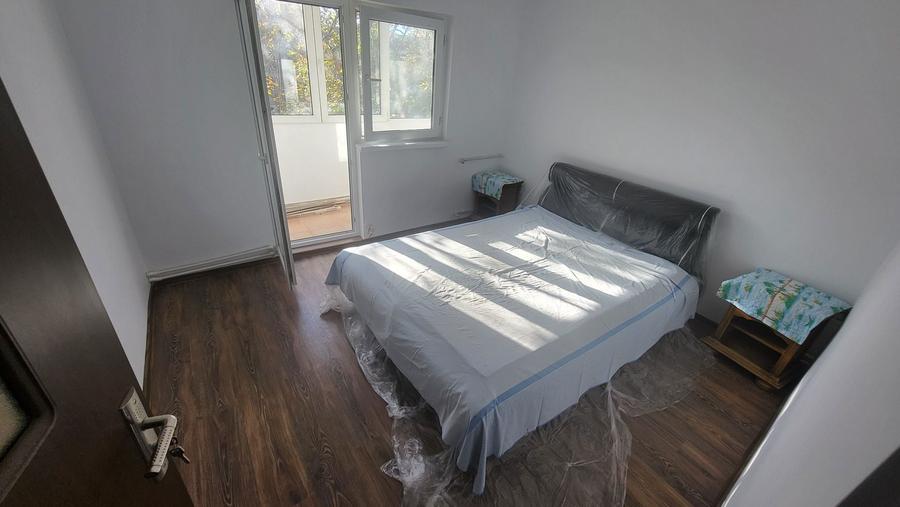 Apartament cu 3 camere decomandat la piata Resita. - 1