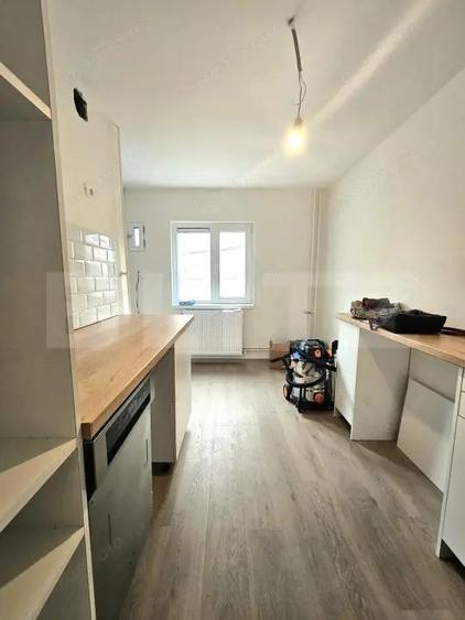 Apartament 2 camere complet renovat, etaj 1 - 1