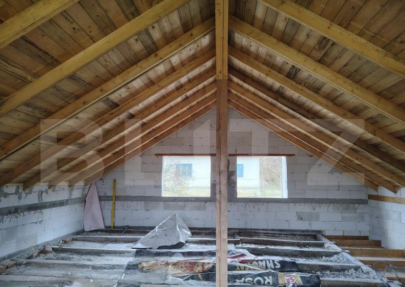 Casa ?araneasca cu 180 mp utili ?i teren de 1360 mp, A - 11