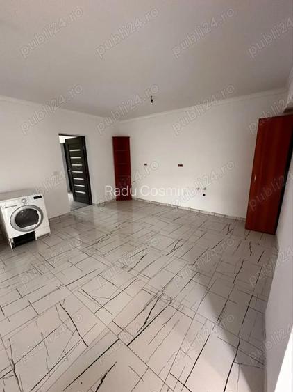 Oportunitate! Doua case + 1.400 mp teren Checea Oportunitate! Doua case + 1.400 mp teren Checea