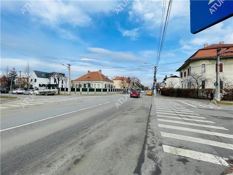 Casa individuala 4 camere decomandate 1000 mp teren zona Blv Victoriei - 28